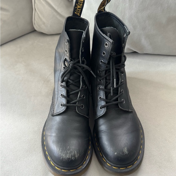 Dr. Martens Black Leather Footwear - Picture 6 of 8